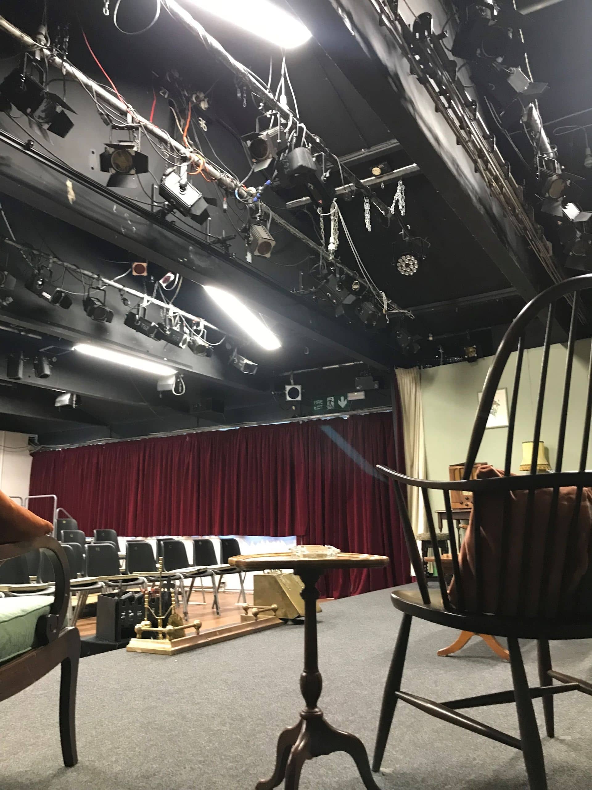 Dangerous Corner - set