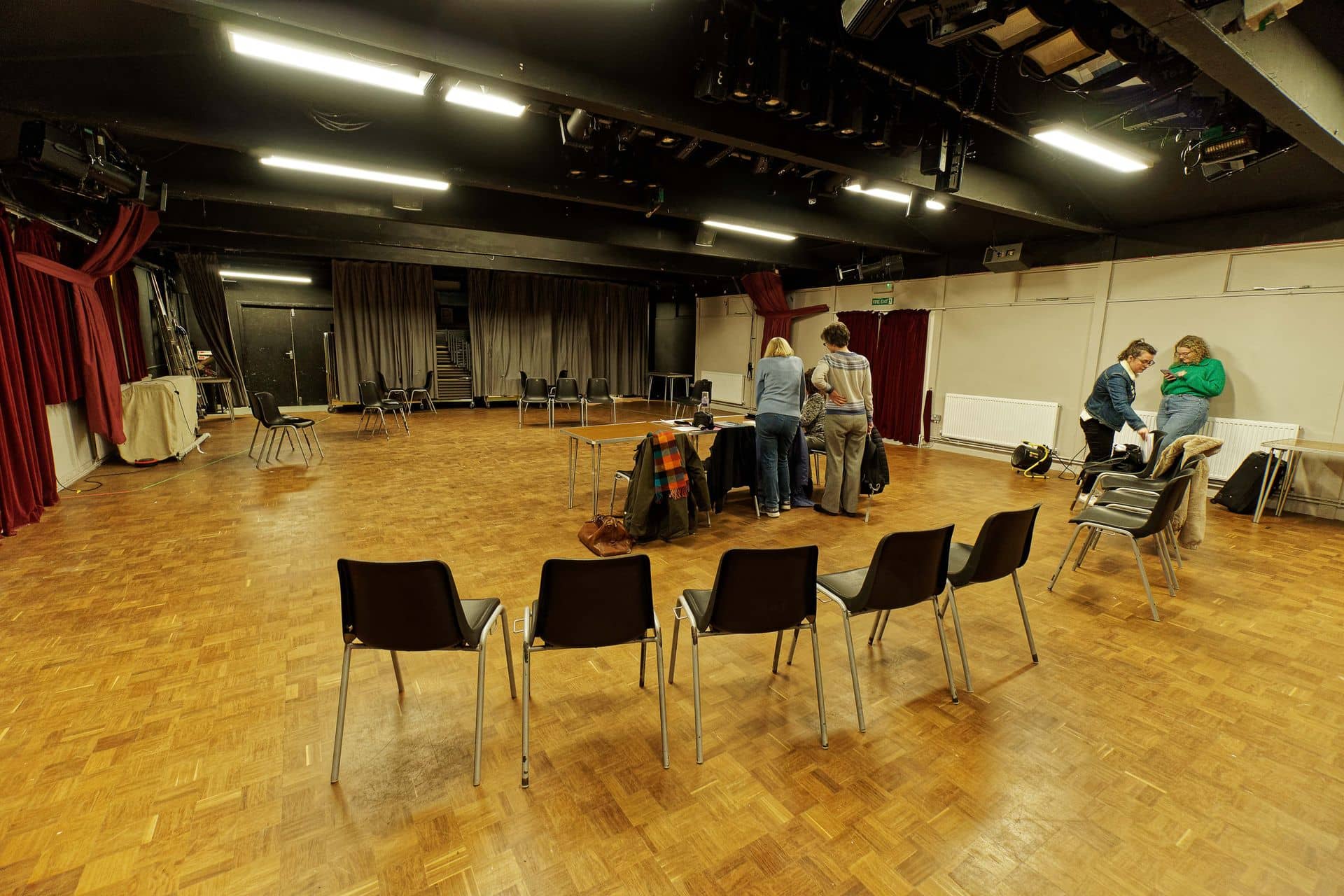 Lord Arthur Savile's Crime - dsc04902-e00hp.jpg